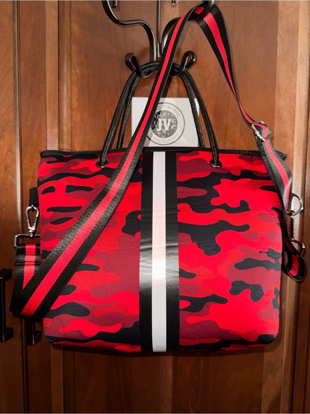 HAUTE SHORE Neoprene Red & Black Camo Crossbody Tote w/Clutch NWOT